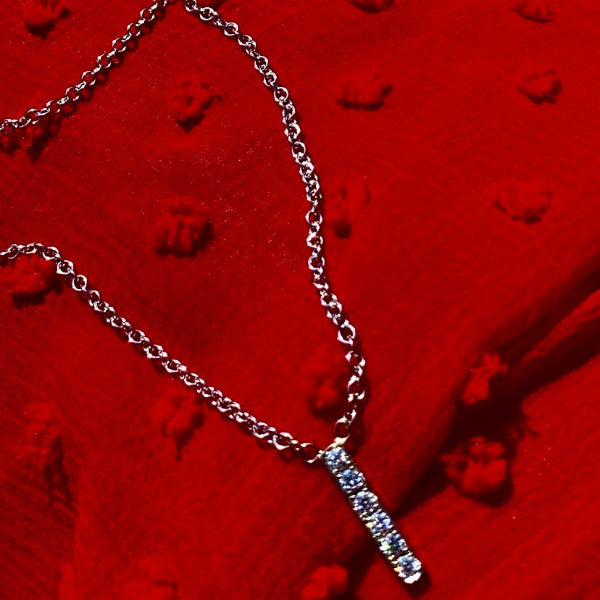 The CARRIE Necklace in 18K (with Thicker chain)