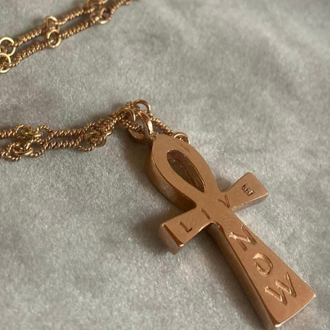 The WILLIAM  "Live Now" Ankh In 18K Gold