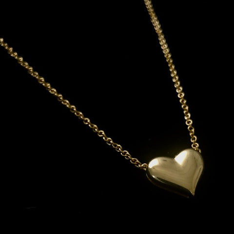 The KIR gold necklace made by hand in solid 18K gold