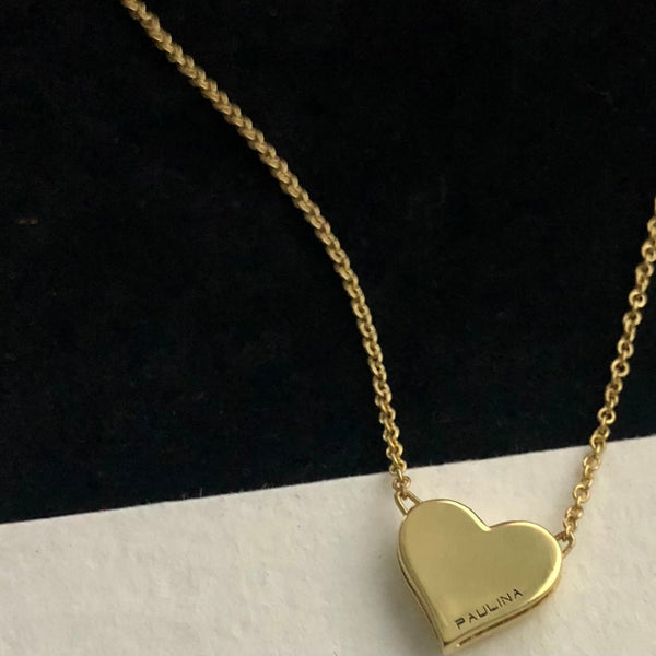 The Kir necklace is crafted by hand in solid 18K gold and 18K Italian gold chains